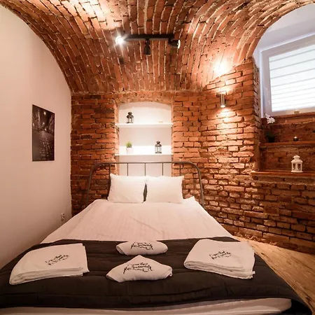 Cracow Rent Apartments: Spacious Near Main Square * Krakow