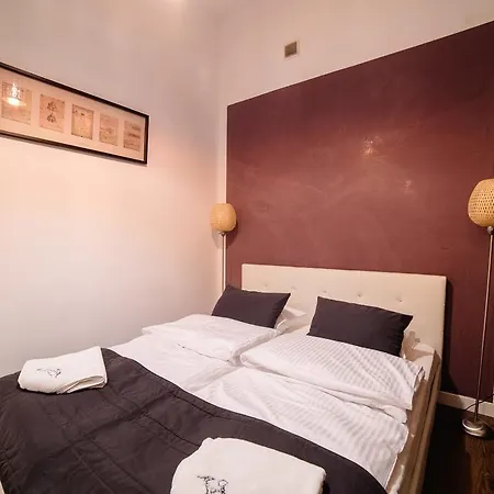Cracow Rent Apartments: Spacious Near Main Square * Krakow