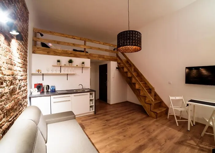 Cracow Rent Apartments: Spacious Near Main Square Апарт-отель 3*