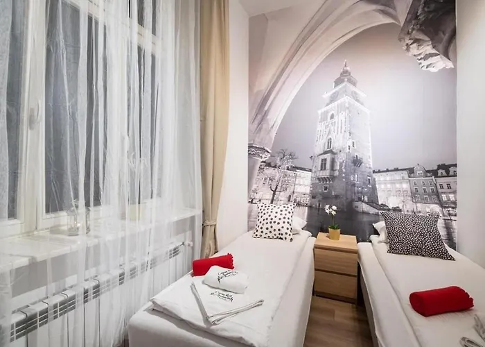 Апарт-отель Cracow Rent Apartments: Spacious Near Main Square 3*