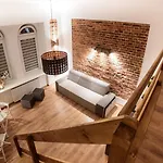 Cracow Rent - Spacious For 2-7 People In Quiet Area - Kolberga Street Nr 3 - 10 Min To Main Square By Foot Apart Otel