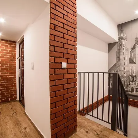 Cracow Rent - Spacious For 2-7 People In Quiet Area - Kolberga Street Nr 3 - 10 Min To Main Square By Foot *